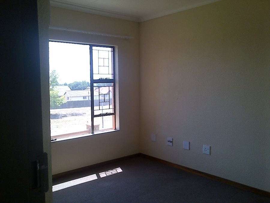 2 Bedroom Property for Sale in Vaalpark Free State